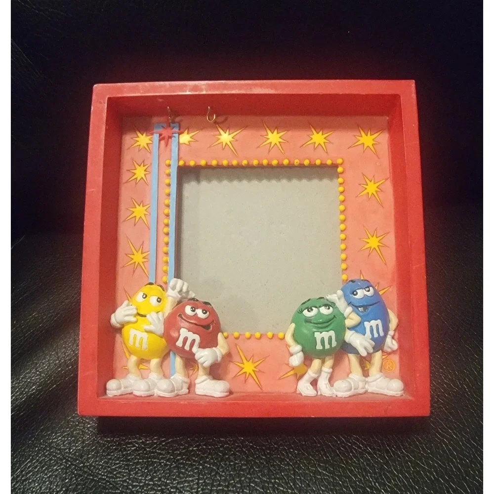 M&M Frame Collectible Photo Picture Frame 5 3/8